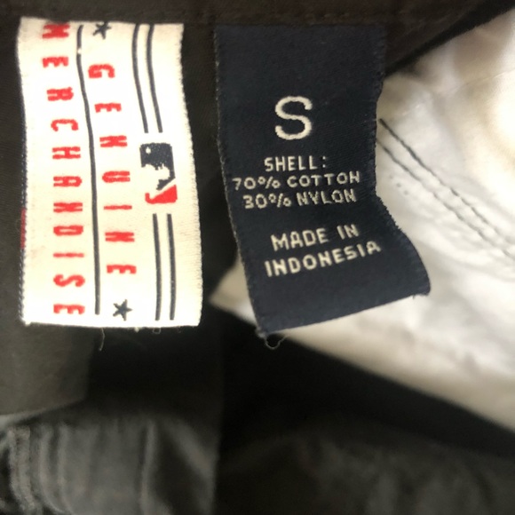 Vintage SF Giants cargo capris - Picture 4 of 5